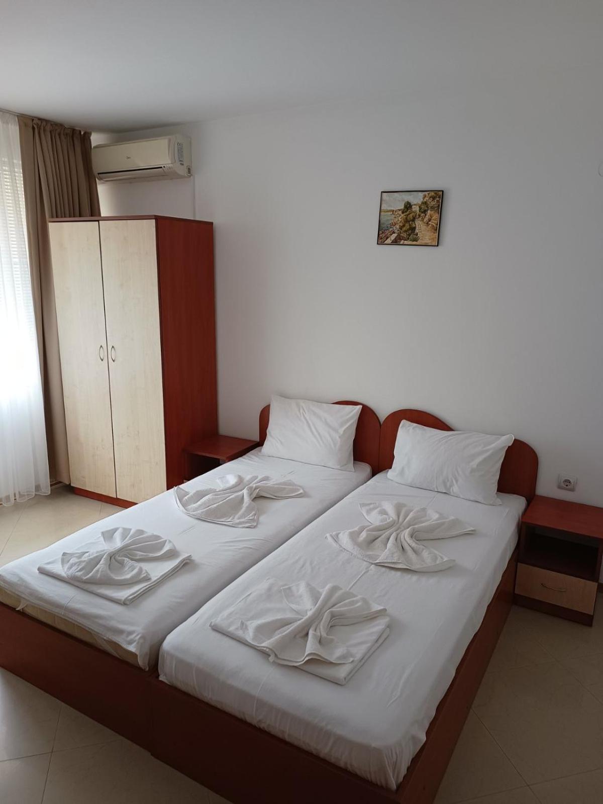 Guest House Ralitsa 帕莫瑞 外观 照片